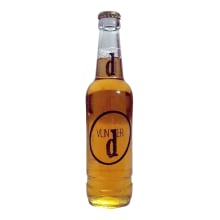 Cervesa Vlinder. Un proyecto de Diseño gráfico, Packaging y Tipografía de Chantal Martín - 31.01.2014