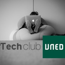 Logo para TechClub UNED. Br, ing & Identit project by Alex R Chies - 05.12.2014