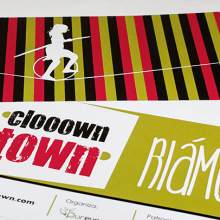 Logomarca y aplicaciones publicitarias para Clooown Town. Un proyecto de Publicidad y Diseño gráfico de Antía Méndez Conde-Pumpido - 15.06.2014
