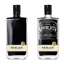 Mr. Black Spirits Co.. Un proyecto de Diseño y Tipografía de David Sanden - 29.06.2014