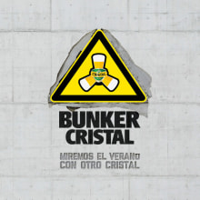 Bunker Cristal. Un proyecto de Diseño gráfico, Diseño Web y Desarrollo Web de Julio Valdés Boccardo - 21.07.2014