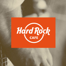 Hard Rock Cafe. Fotografia, Design editorial, e Design gráfico projeto de Chamadoira - 13.07.2014