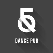 5 Quintas Disco Pub. Un proyecto de Br, ing e Identidad y Diseño gráfico de sharisilver - 21.10.2014