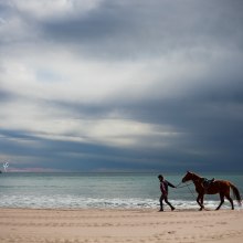 Reportaje - en caballo por la playa. Photograph, Education, Events, L, and scape Architecture project by Jolanta Mazu - 03.17.2015
