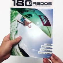 Magazine de Surf & Skate. Design, Direção de arte, e Design editorial projeto de Fabio Korsos - 30.06.2013