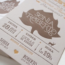 Invitaciones de Boda (Sonia y Roberto). Un proyecto de Diseño gráfico, Serigrafía y Caligrafía de Manuel Persa - 13.04.2015