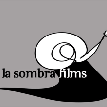 Logotipo para productora audiovisual. Design gráfico projeto de Almudena Cardeñoso - 04.05.2015