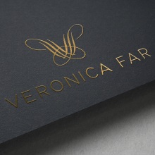 Verónica Far. Br, ing, Identit, Design Management, Fashion, and Graphic Design project by Leandro Hoffmann - 05.29.2015