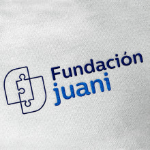 Fundación Juani. Advertising, Art Direction, Br, ing, Identit, Design Management, Graphic Design, and Screen Printing project by Leandro Hoffmann - 05.29.2015