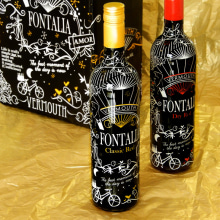 Diseño packaging Vermouth FONTALIA Classic Red y Dry Red. Packaging projeto de Juanma García Escobar - 30.05.2015