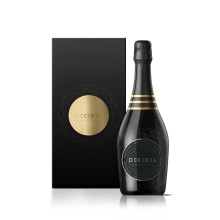 Champagne DECIBEL | Ibiza. Design, Music, Br, ing, Identit, Interactive Design, Packaging, and Product Design project by Sergio Daniel García - 06.06.2015