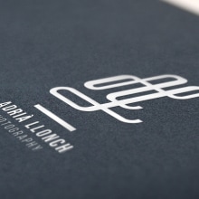 Branding Adrià Llonch. Un proyecto de Br, ing e Identidad y Diseño Web de Bernat Font - 14.06.2015
