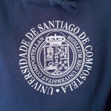Redeseño "Sigillum" histórico (500 anos) Universidade Santiago. Un proyecto de Br e ing e Identidad de Xosé Maria Torné - 31.12.2004