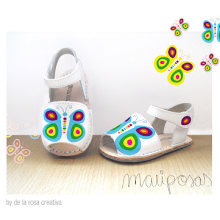 PIES NO ABURRIDOS, QUE SE COMERAN EL MUNDO. Design de calçados projeto de MªAngeles de la Rosa González - 13.08.2015