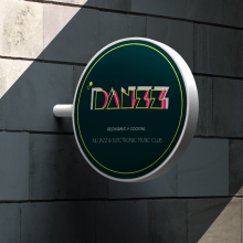DANZZ - Imagen corporativa. Br, ing e Identidade, e Design gráfico projeto de Silvia Fernández-Pacheco - 01.02.2013