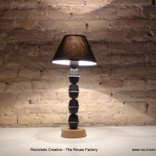 Pie de lámpara con cápsulas de café - Reciclado, reciclaje, upcycling. Artesanato projeto de Rosa Montesa Reciclado Creativo - 06.11.2015