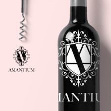 Amantium Red Wine. Publicidade, Br, ing e Identidade, Design gráfico, e Packaging projeto de Carles Ivanco Almor - 08.08.2015