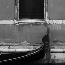 Venecia y el agua, dos mundos integrados. Photograph project by Lucía Rentería Bernard - 12.08.2015