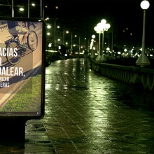 "Gracias por respetar" (Propuesta para campaña en el ayuntamiento de La Coruña para el respeto hacia los peatones). Photograph, and Graphic Design project by Samantha Pérez - 01.09.2016