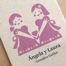 Ángela y Laura. Een project van Traditionele illustratie, Fotografie, Craft, Grafisch ontwerp y Packaging van Heroine Studio - 02.03.2016