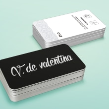 Tarjeta/etiqueta V de Valentina. Un proyecto de Diseño gráfico de Marta Espinosa Ramos - 11.04.2016