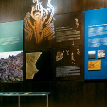 Museo de la Valltorta. Een project van  Ontwerp,  Art direction, Grafisch ontwerp, Zeefdruk y  Scenografie van Santi Gregori - 31.12.2005