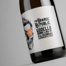 The Orange Republic 2015. Un proyecto de Ilustración tradicional, Diseño gráfico y Packaging de MABA - 10.08.2016