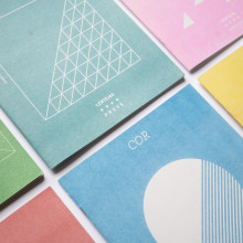 COR - Riso printed fanzine, cover and logo design. Ilustração tradicional, Design editorial, e Design gráfico projeto de Francesca Danesi - 10.10.2016