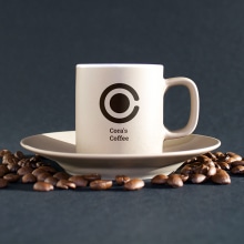 Cora´s Coffee - Corporate Identity. Un proyecto de Diseño, Br, ing e Identidad y Diseño gráfico de Sergio V. - 12.12.2016