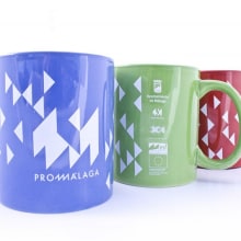 Diseño de un pack merchandising para Promálaga. Design, Br, ing e Identidade, Design gráfico, e Packaging projeto de DIKA estudio - 13.07.2014
