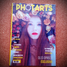 Editorial, revista , photart. Un proyecto de Diseño editorial de Ariska Maldonado - 18.11.2015