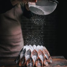 Creando fotos y pasteles para NordicWare. Un proyecto de Fotografía, Dirección de arte y Cocina de Naty Creci - 21.02.2017