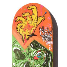 Skateboard • Back From Dead #SkateArt. Design, Traditional illustration, and Art Direction project by Matdisseny @matdisseny - 06.15.2014