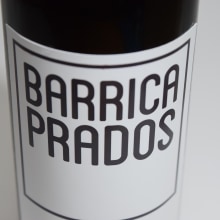 Etiqueta para botella de vino . Un proyecto de Packaging de Jose Antonio Prados Martínez - 20.06.2015