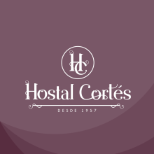 Hostal Cortés. Photograph, UX / UI, Br, ing, Identit, Graphic Design, Web Design, and Web Development project by Ankaa Studio - 04.27.2017