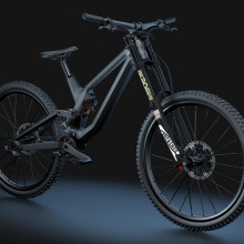 Modeling 3D - Downhill Bike (DH) Canyon Sender SF. Un proyecto de 3D, Diseño industrial y Diseño de producto de Javier Cámara - 30.04.2017