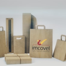 Pack shot - Bolsas de papel Imcovel. 3D, Br, ing, Identit, Industrial Design, Packaging, and Product Design project by Guillermo Puente Valero - 04.23.2016