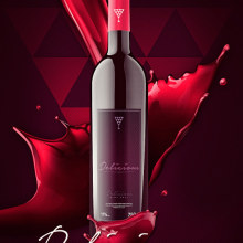 Packing : Delicious - Wine Rose. Un proyecto de Diseño, Publicidad, Diseño gráfico, Packaging y Retoque fotográfico de Gustavo Chourio - 10.06.2017