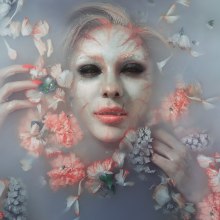 Albino Mermaid. Vídeo projeto de Rafael Sánchez - 21.07.2017