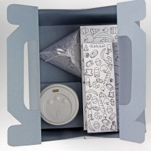 Packaging. Desayuno take away. Design, Packaging, e Design de produtos projeto de Marta Gutiérrez González - 22.02.2016
