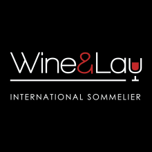 Wine&Lau Identidad Visual. Un proyecto de Br, ing e Identidad y Diseño gráfico de Juan Millán Bruno - 16.11.2017