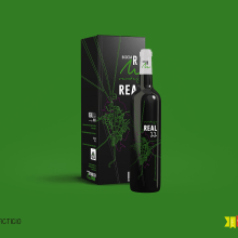 REAL 22 VERDEJO. Graphic Design, and Packaging project by Eva revuelta - 01.27.2018