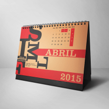 Calendario Tipográfico 2015. Editorial Design, Graphic Design, T, and pograph project by Rodrigo Alfaro - 02.09.2018