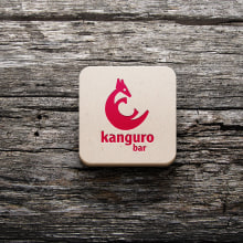 Kanguro bar. Un proyecto de Br, ing e Identidad y Diseño gráfico de Alejandro González Osés - 19.02.2018