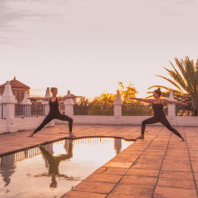 Yoga at El Grec. Un proyecto de Fotografía de Neil Gonzalez - 15.04.2018