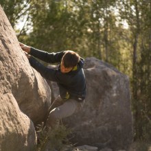 Vespella Bouldering - Climbing For Guapas (Tarragona). Un proyecto de Fotografía y Eventos de Neil Gonzalez - 03.12.2017
