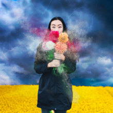 Flores. Un proyecto de Collage, Retoque fotográfico e Ilustración digital de Pilar Santiño - 27.04.2018