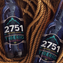 Cerveza Tiberio 2751. Design, Art Direction, Graphic Design, Packaging, and Product Design project by Carmen Ruiz - 06.06.2018