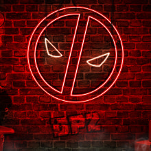 Deadpool 2 Neon Desing. Advertising, Creativit, and Poster Design project by Alejandro Martínez Muñoz - 05.16.2018
