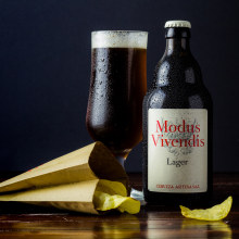 Modus Vivendis - Cerveza Artesanal. Un proyecto de Fotografía, Br, ing e Identidad, Diseño gráfico, Packaging, Naming e Iluminación fotográfica de Álvaro R.G. - 17.08.2018